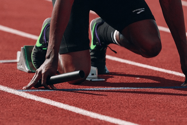 Joint regeneration therapy may help avoid knee surgery for athletes